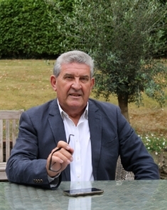 Tim Garbett